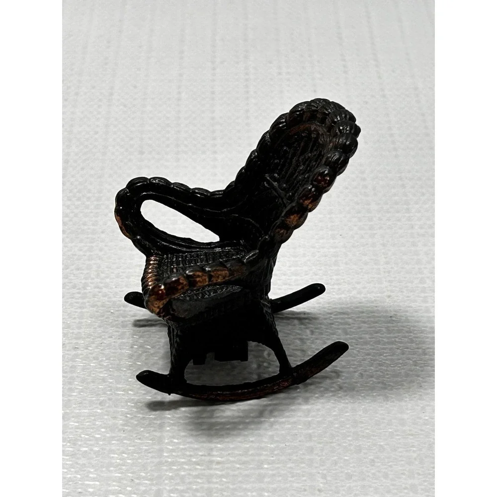 Vintage‎ Miniture Metal WICKER ROCKER PENCIL SHARPENER 2.5
